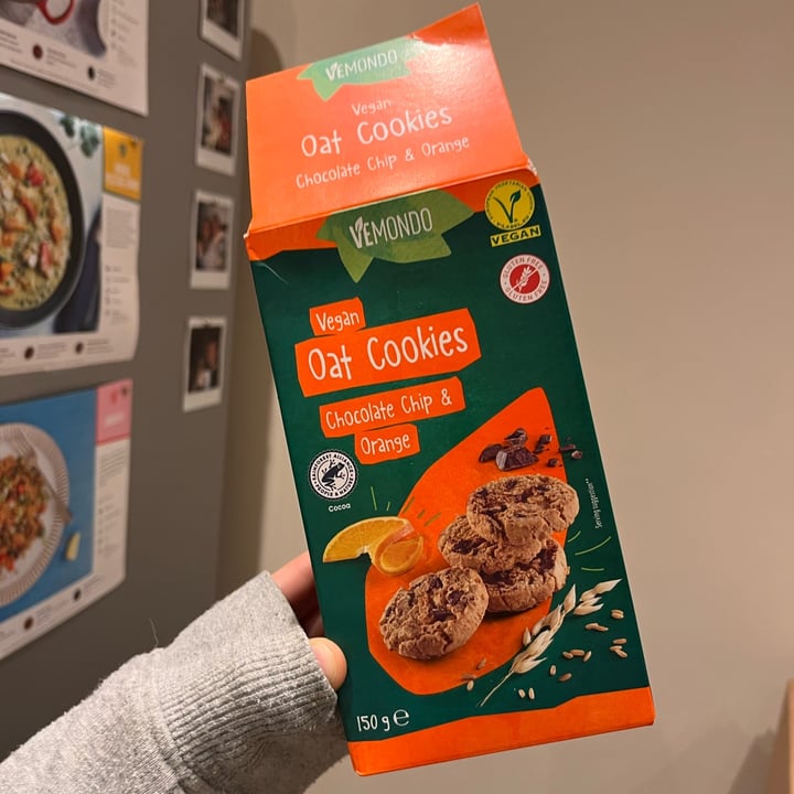 photo of Vemondo Chock Chunks and orange cookies shared by @catcookx on  05 Jan 2023 - review