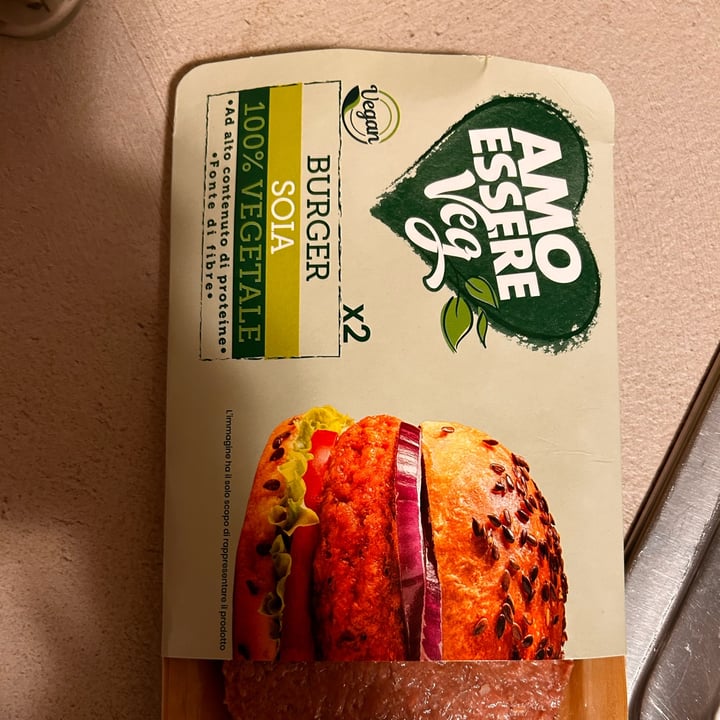 photo of Amo Essere Veg hamburger vegatale shared by @silvietta on  20 May 2023 - review