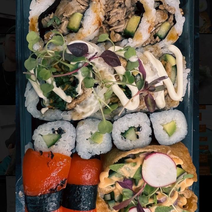 photo of Yo! Sushi - Newcastle Vegan Futari Platter shared by @sophharle on  03 May 2023 - review