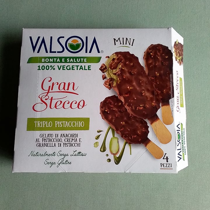 photo of Valsoia Gran Stecco Triplo Pistacchio Mini shared by @pattipat on  08 Jul 2023 - review