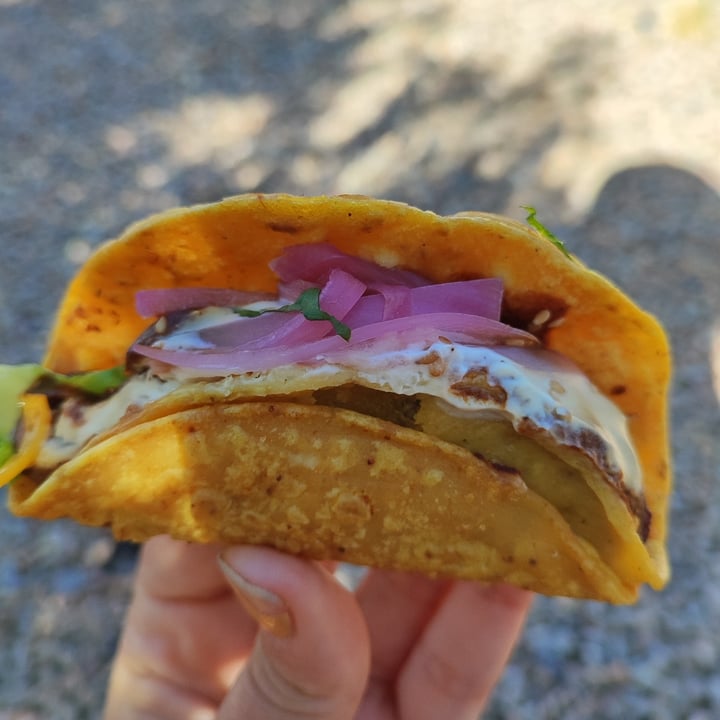 photo of Tacotarian Mole de Plátano Taco shared by @littleredmushroom on  20 Apr 2023 - review