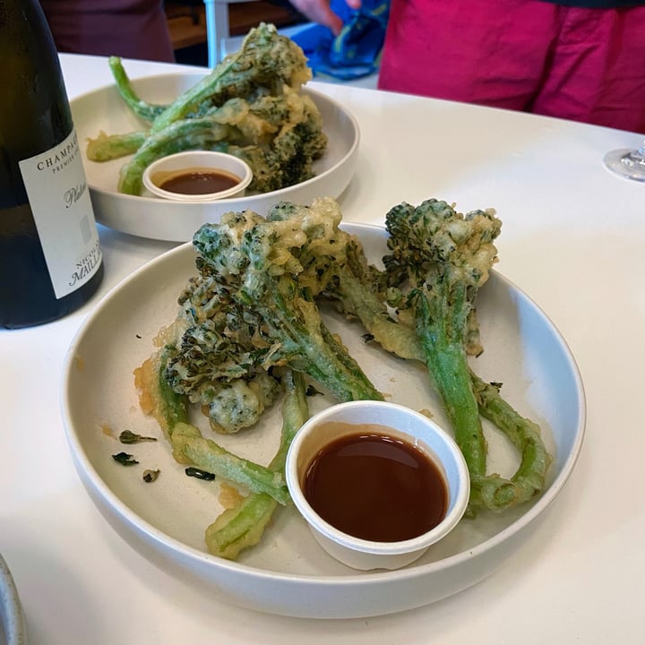 photo of Love Handle  Tempura Broccolini shared by @dafnelately on  09 Dec 2022 - review