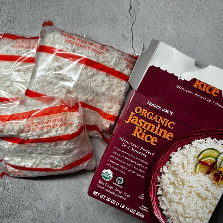 photo of Trader Joe's Organic Jasmine rice shared by @berryveganplanet on  12 Jan 2023 - review