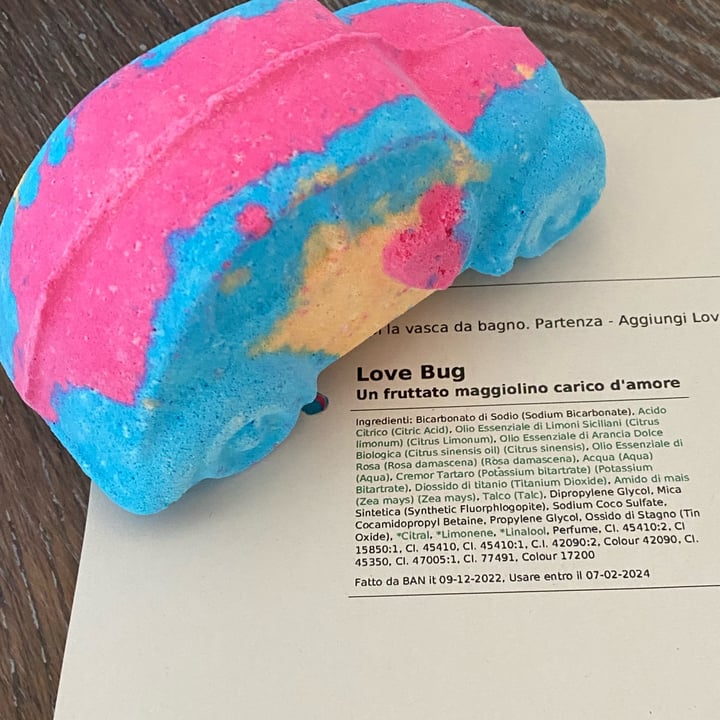 photo of LUSH Fresh Handmade Cosmetics “Love Bug” Bath Bomb shared by @lariss1981 on  17 Feb 2023 - review