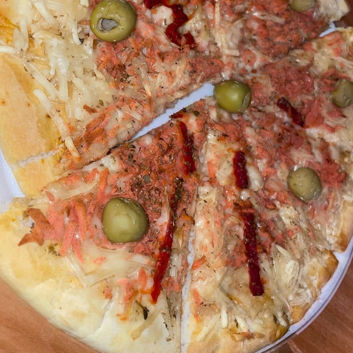 photo of LA VERA PIZZA VEGANA Pizza Especial (con jamón vegano) shared by @valenequiza on  13 Jan 2023 - review