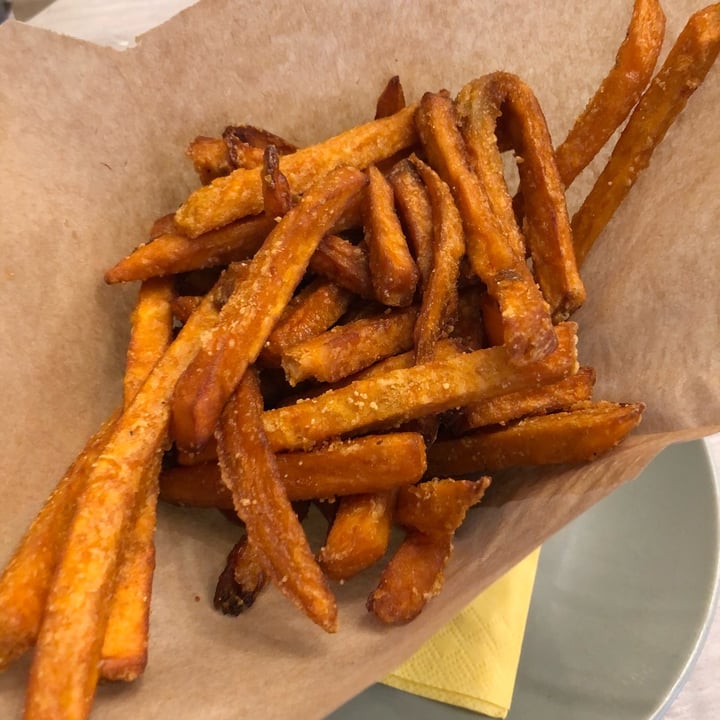 photo of Veggiezz Sweet Potato Fries shared by @frappa on  08 Mar 2023 - review