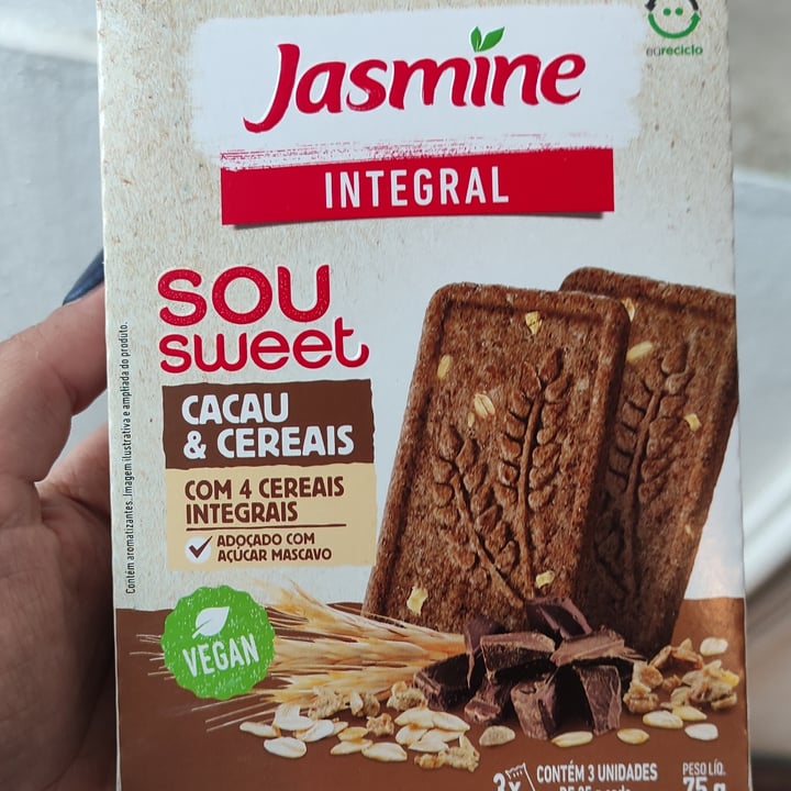 photo of Jasmine Biscoito com cereais shared by @rinix on  13 Mar 2023 - review