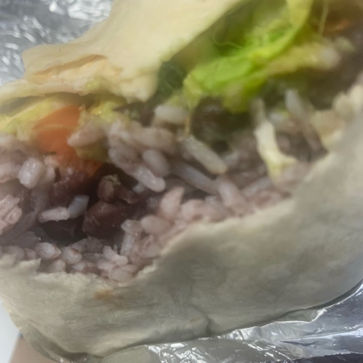 photo of QDOBA Mexican Eats veggie burrito shared by @moozoogabba on  10 Jun 2023 - review