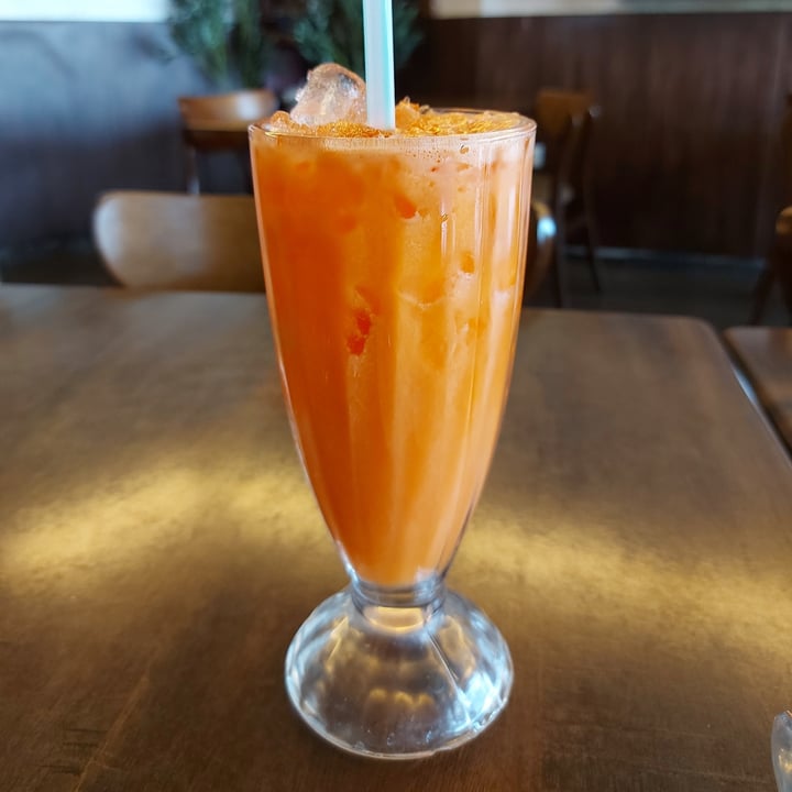 photo of Yasmin Syrian Restaurant Orange And Carrot Juice shared by @lucyvictoria92 on  25 Dec 2022 - review