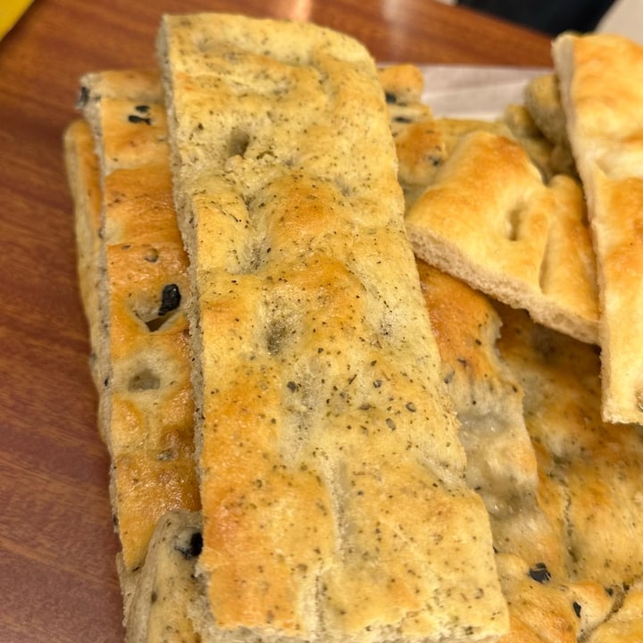 photo of Panificio Sebastiano Focaccia Alla Salvia shared by @aliclinomaniac on  27 May 2023 - review