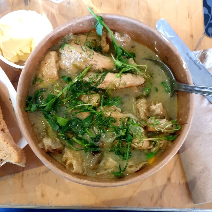 photo of Cafe Thrive Thai Curry shared by @militantvegan on  24 Feb 2023 - review