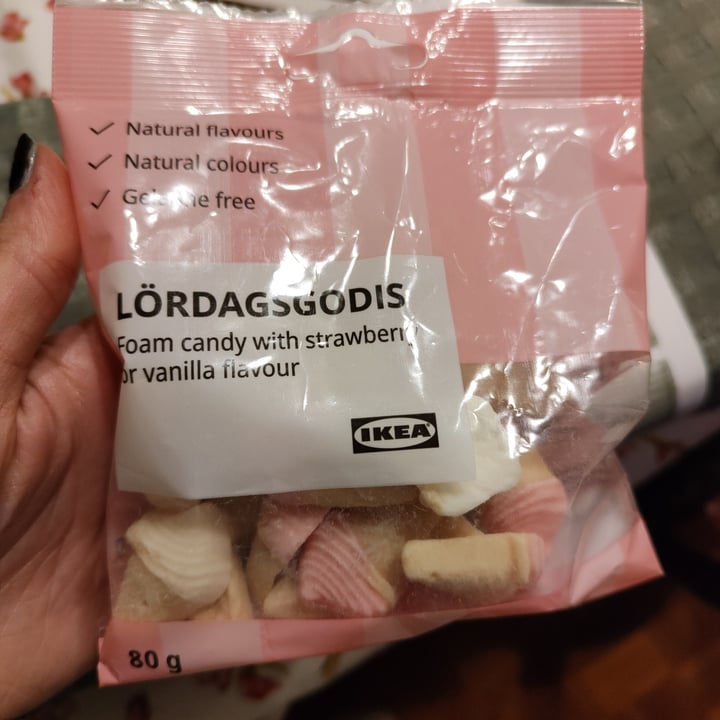 photo of Ikea lordagsgodis foam candy shared by @queeervegan on  06 Apr 2023 - review