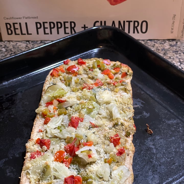 photo of Daily Harvest bell pepper + cilantro flatbread shared by @karenasp on  11 Feb 2023 - review