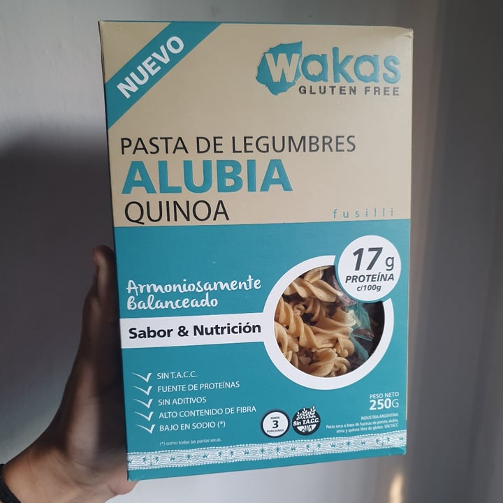 photo of Wakas Pasta de Legumbres Alubia y Quinoa shared by @totiilopez on  10 Mar 2023 - review