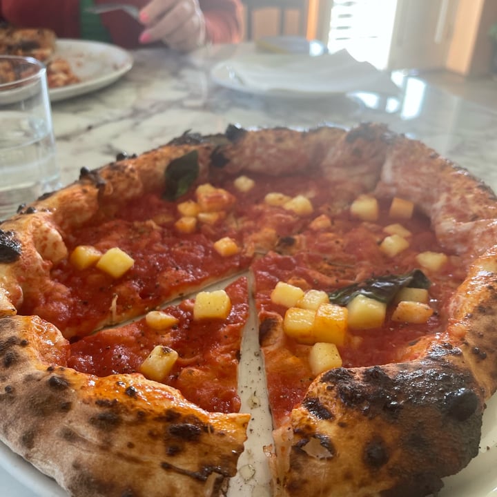 photo of Pizza Shed Observatory Vegan Margherita shared by @annetaylor on  15 May 2023 - review