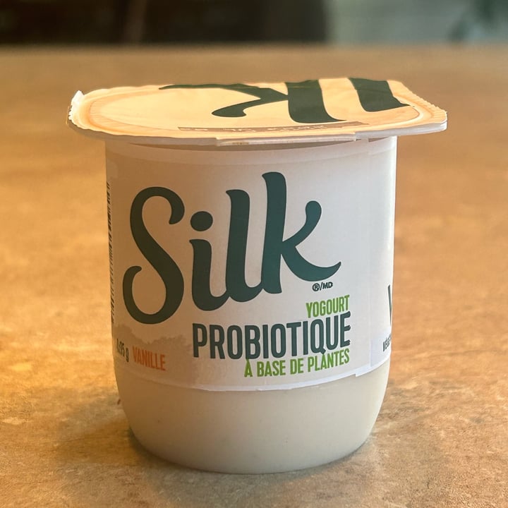 photo of Silk yogurt Silk Yogourt Probiotique À Base De Plantes shared by @leo14 on  22 Jun 2023 - review