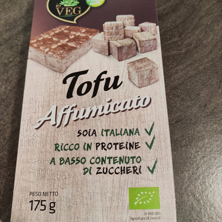 photo of IO VEG tofu affumicato shared by @unazampaperlaspagna on  23 Apr 2023 - review