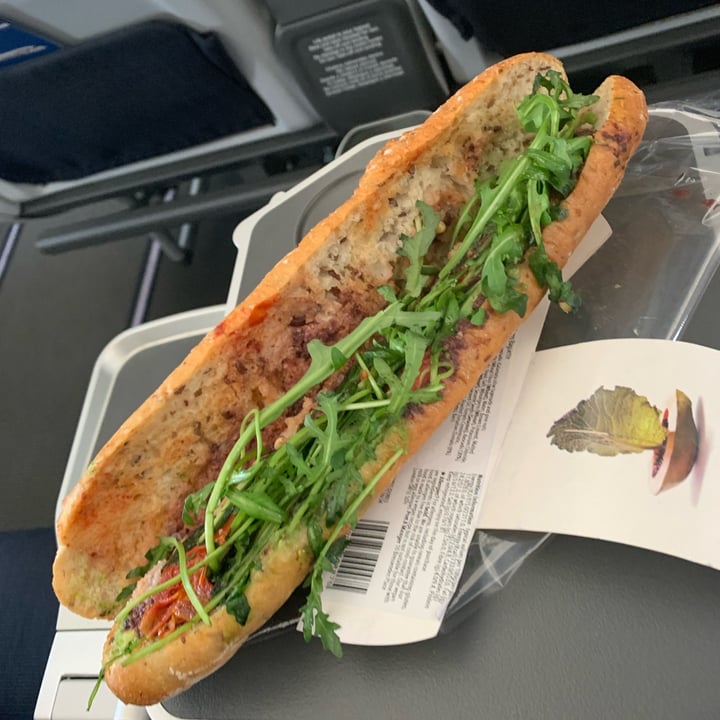 photo of Pret A Manger Avo, Olive & Tom's Baguette shared by @unejanie on  13 Mar 2023 - review