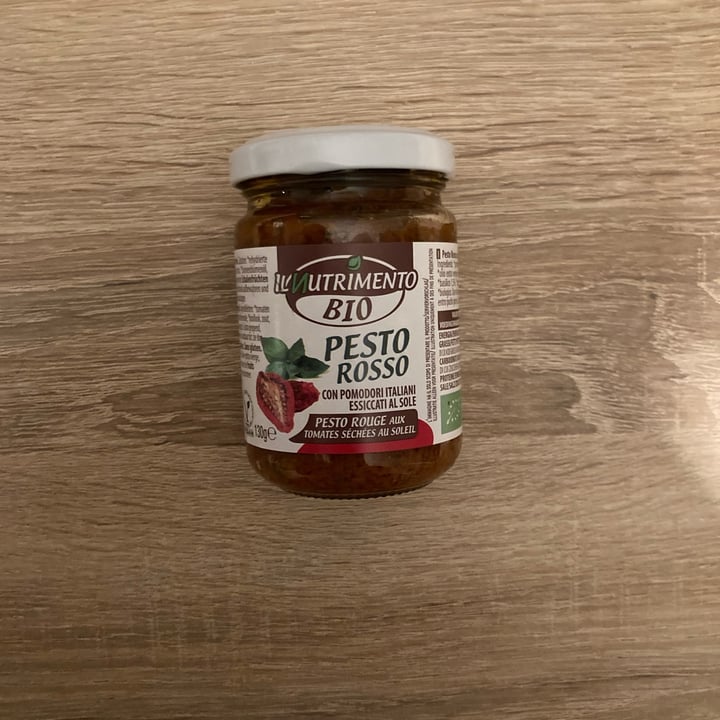 photo of Il nutrimento bio organic Pesto rosso con pomodori essiccati shared by @elisavegan on  24 Feb 2023 - review
