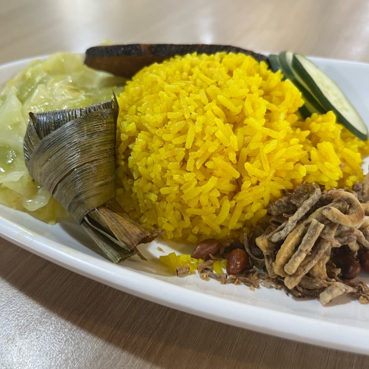 photo of Chee Wei Vegetarian Nasi lemak shared by @soy-orbison on  21 May 2023 - review