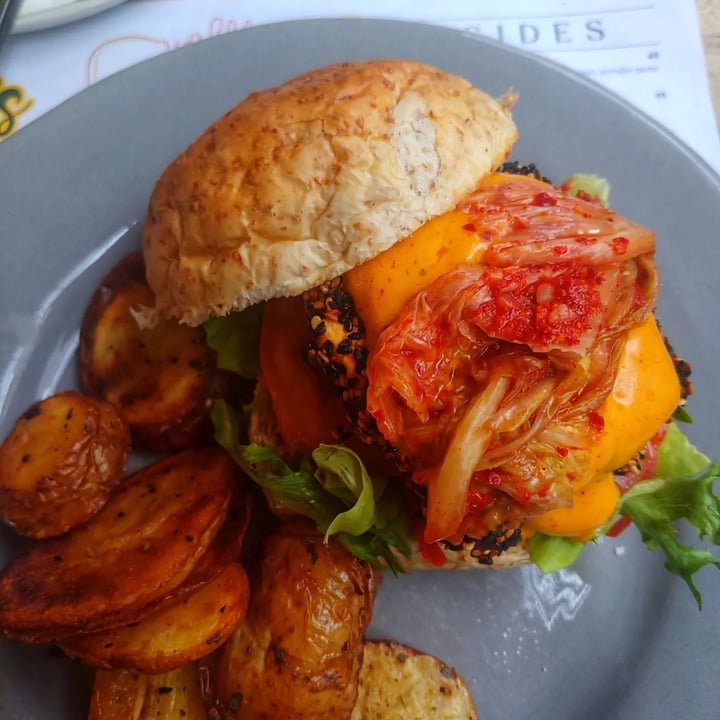 photo of Lexi's Healthy Eatery Tofu Tango Burger shared by @veganonthesavannah on  04 Apr 2023 - review