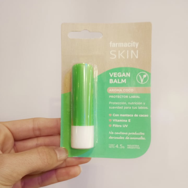 photo of Farmacity  Balsamo Labial Vegan Balm shared by @marinaogando on  03 Apr 2023 - review