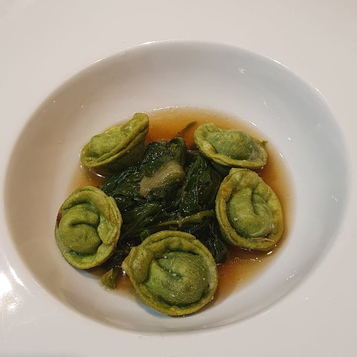 photo of Misticanza - Osteria dalla terra Dashi di rape bianche, ravioli di topinambur e spinaci shared by @annaflavia on  17 Mar 2023 - review