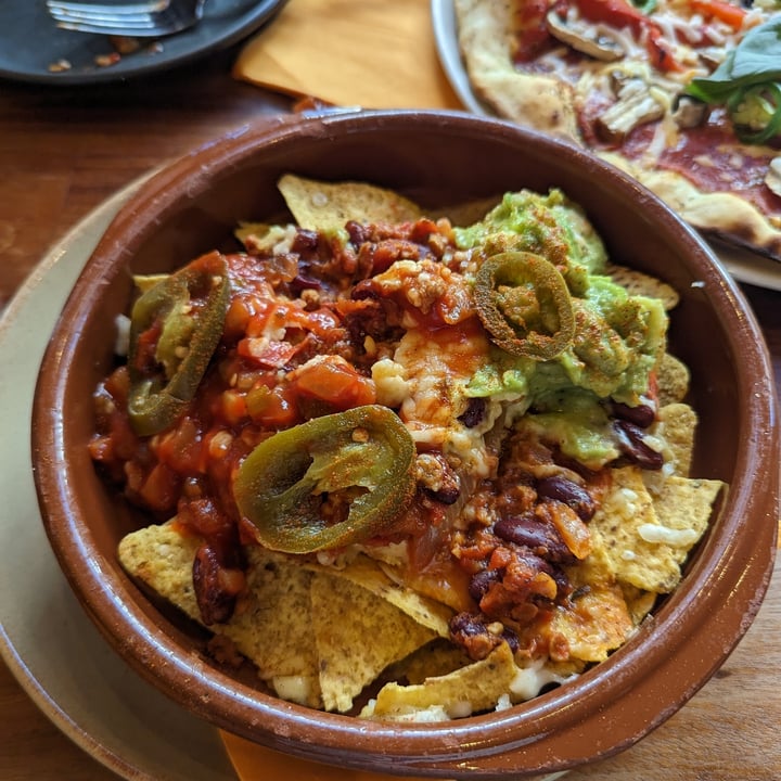 photo of The Square Orange Café Chilli Nachos shared by @mattyoladipo on  09 Apr 2023 - review