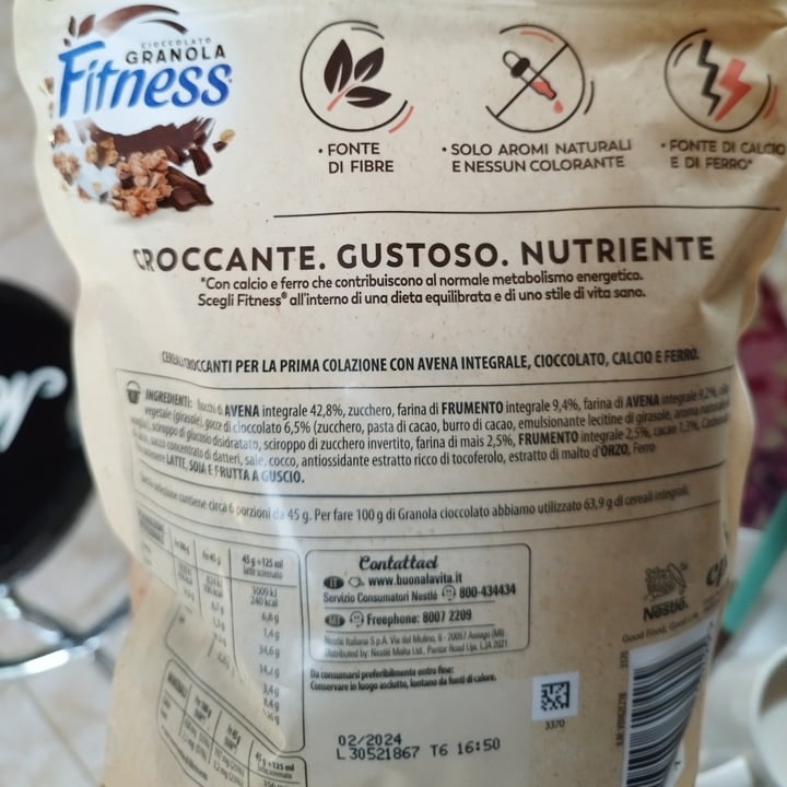 photo of Nestlé Chocolate Fitness Granola shared by @salsaponsu on  20 Jun 2023 - review
