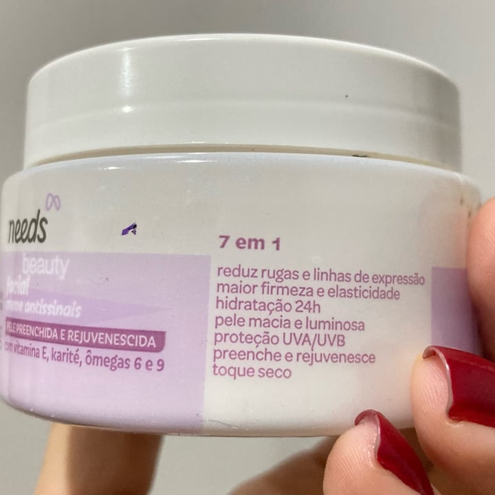 photo of Needs needs beauty facial creme antissinais shared by @minervaa on  11 Jun 2023 - review