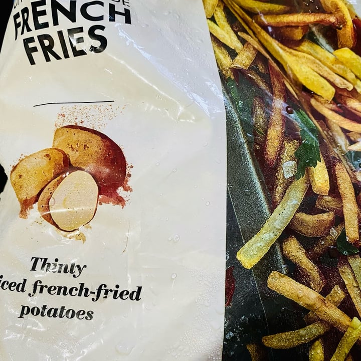 photo of Woolworths Food French Fries Thinly Sliced shared by @andrew309 on  02 Jan 2023 - review