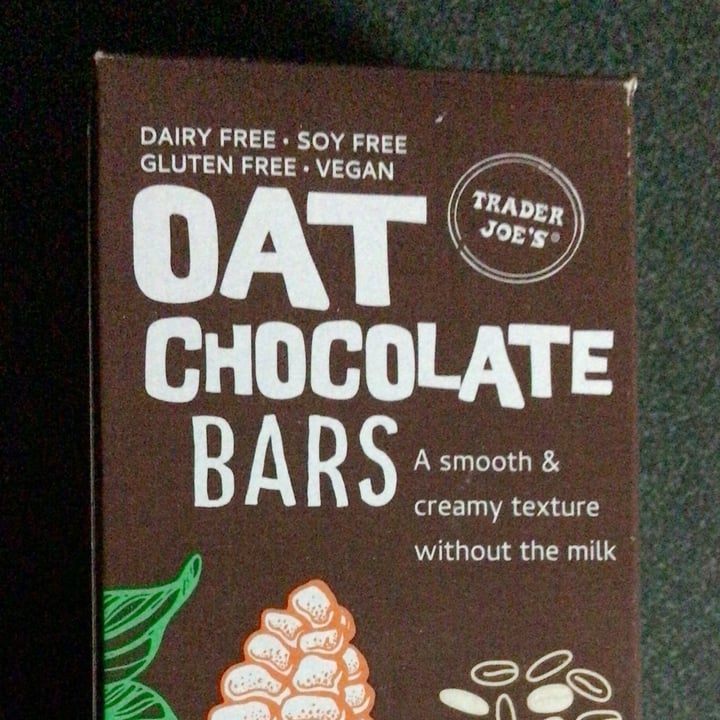 photo of Trader Joe's Oat Chocolate Bars shared by @katballou on  11 Jul 2023 - review