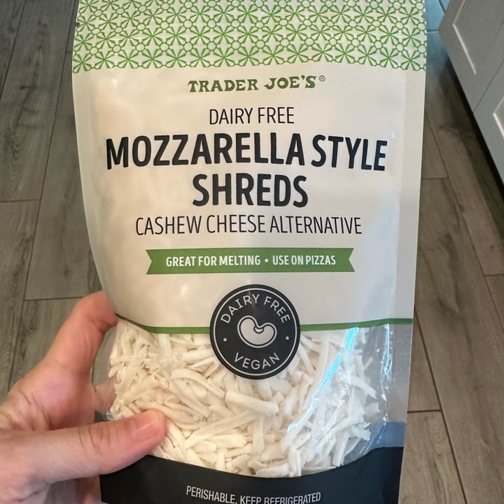 photo of Trader Joe's Dairy Free Mozzarella Style Shreds shared by @ashtothexo on  08 Mar 2023 - review