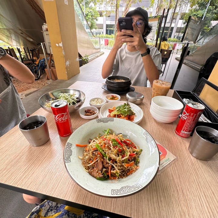 photo of The Boneless Kitchen Japchae shared by @dafnelately on  27 Apr 2023 - review