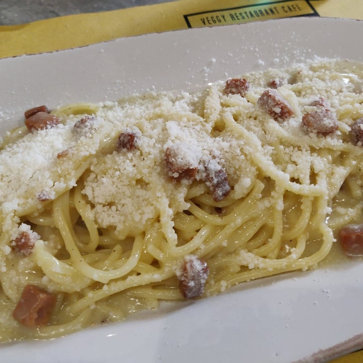 photo of Buddy Italian Restaurant Cafè Cacio e pepe vegan shared by @abilionboj22 on  18 Mar 2023 - review