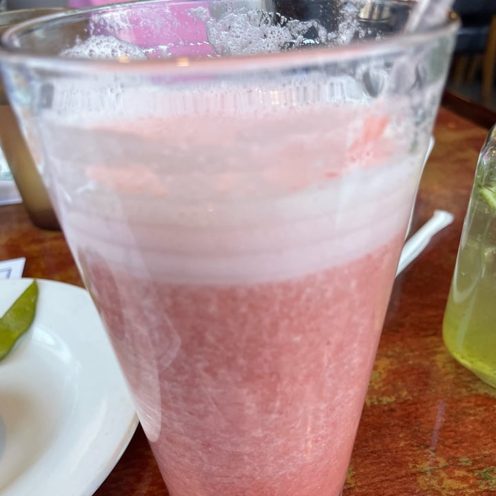 photo of Veggie Heaven Strawberry Kiwi Smoothie shared by @clarendiee on  20 Feb 2023 - review