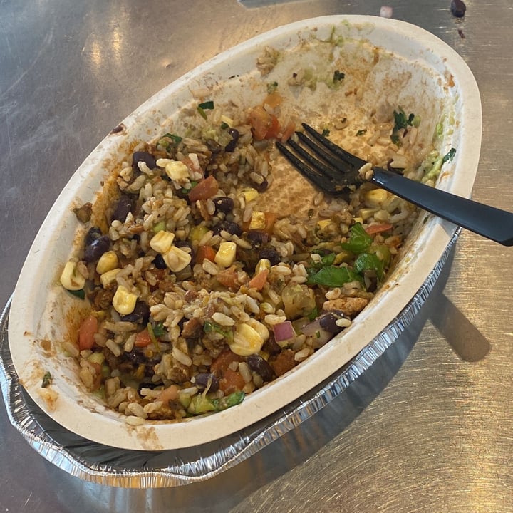 photo of Chipotle Mexican Grill Veggie Bowl shared by @wavvyo on  28 Dec 2022 - review
