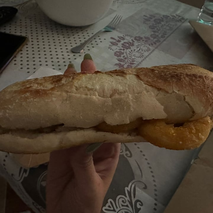 photo of Santa y Pura Vegan Bar Bocata Calamares shared by @saragomz on  21 May 2023 - review