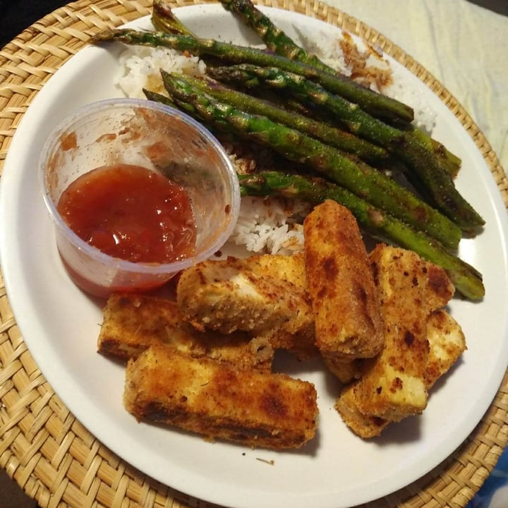 photo of Saatvik Tofu sticks shared by @yogacat on  25 Mar 2023 - review