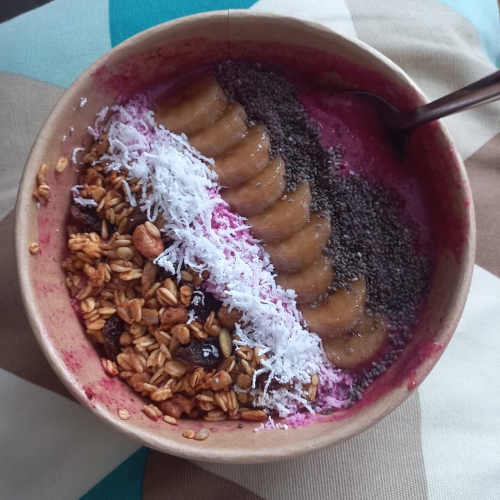 photo of Roots Plant-based cafe Tropical Pitaya shared by @punilu on  19 Jun 2023 - review