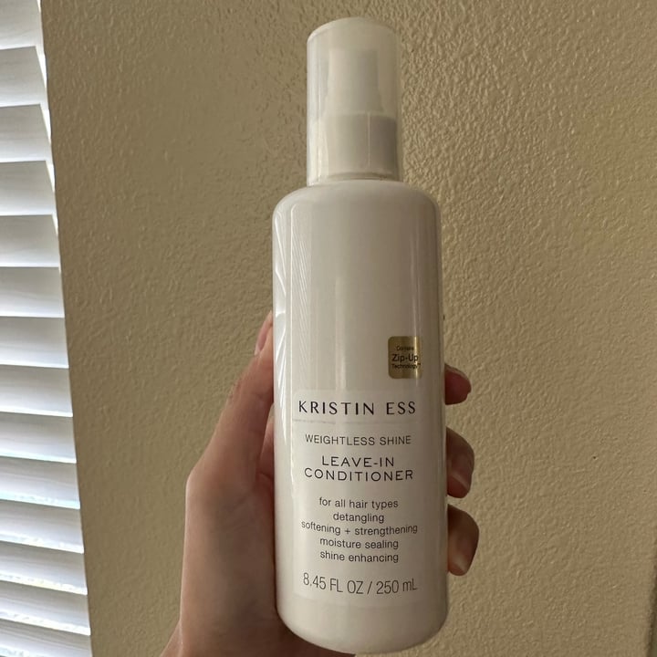 photo of Kristin Ess Hair Weightless Shine Leave-in Conditioner shared by @merylg4v on  22 May 2023 - review