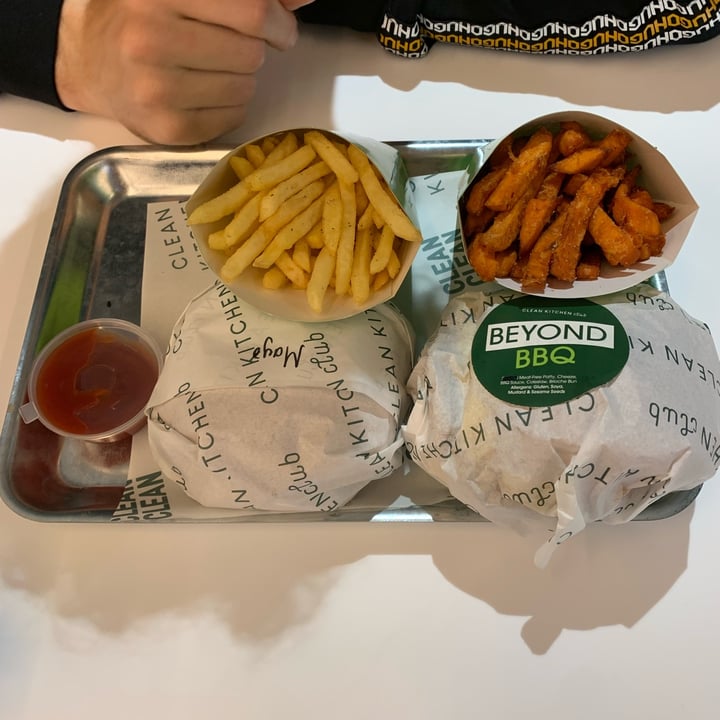 photo of Clean Kitchen Battersea Power Station House Fries shared by @fradelor on  08 Jan 2023 - review