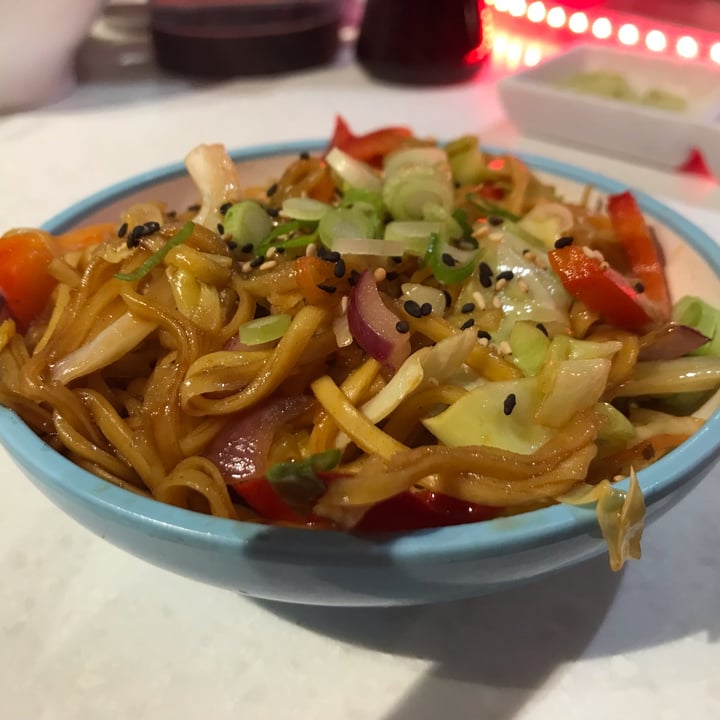 photo of Yo! Sushi Veggie Yakisoba shared by @lordsnooks on  22 Mar 2023 - review