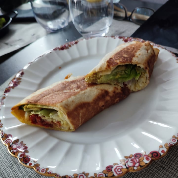 photo of Alice e Viola - Cucina vegetale Wrap gourmet shared by @danone on  25 Dec 2022 - review
