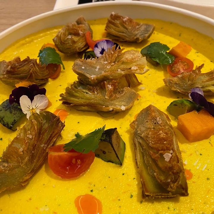 photo of MUDRÁ Plant Based - Madrid Tiradito de alcachofas shared by @gateravegana on  30 May 2023 - review