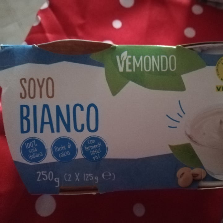 photo of Vemondo Soya bianco yogurt shared by @arianna93 on  11 Feb 2023 - review