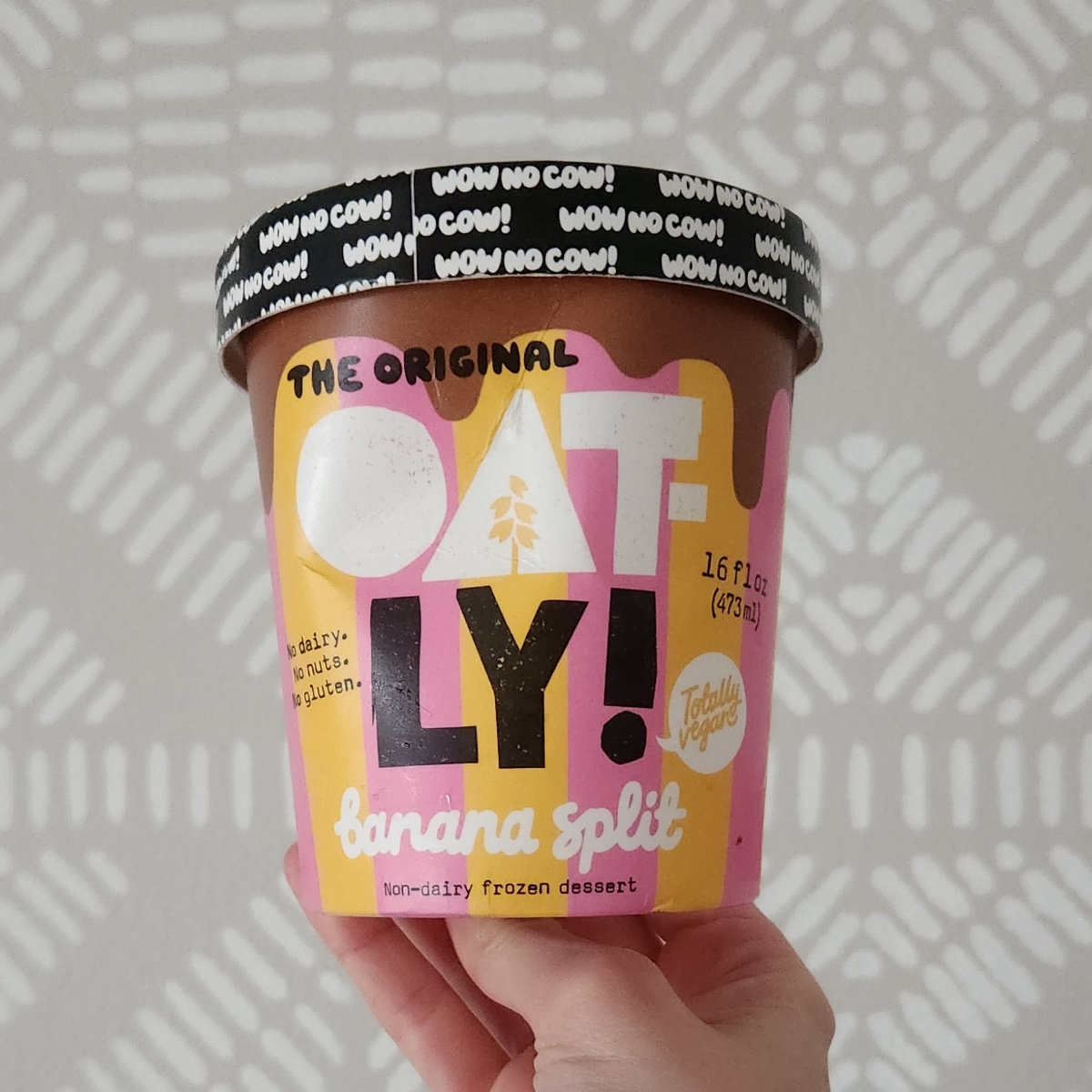 banana split ice cream from Oatly - Vegan Product Reviews & Ratings ...