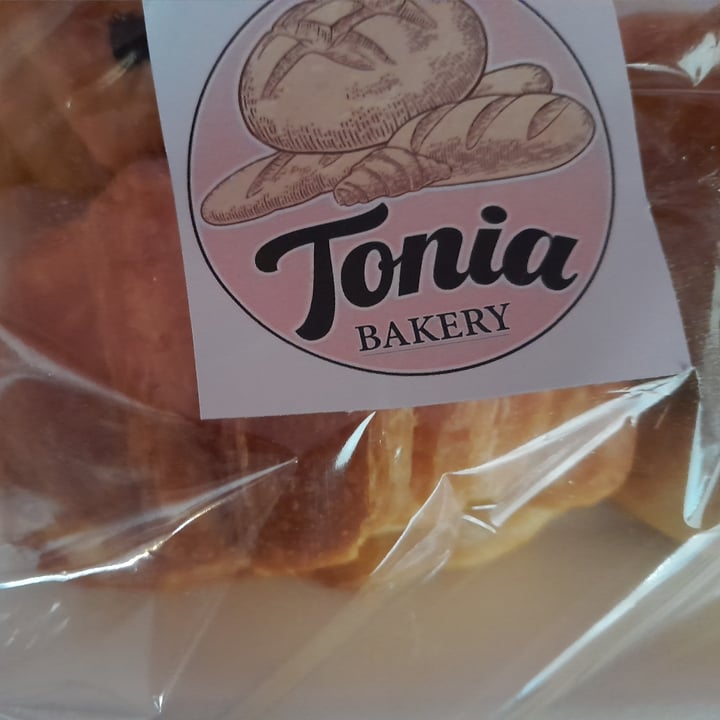 photo of Tonia Bakery Medialunas shared by @cyna on  17 Apr 2023 - review