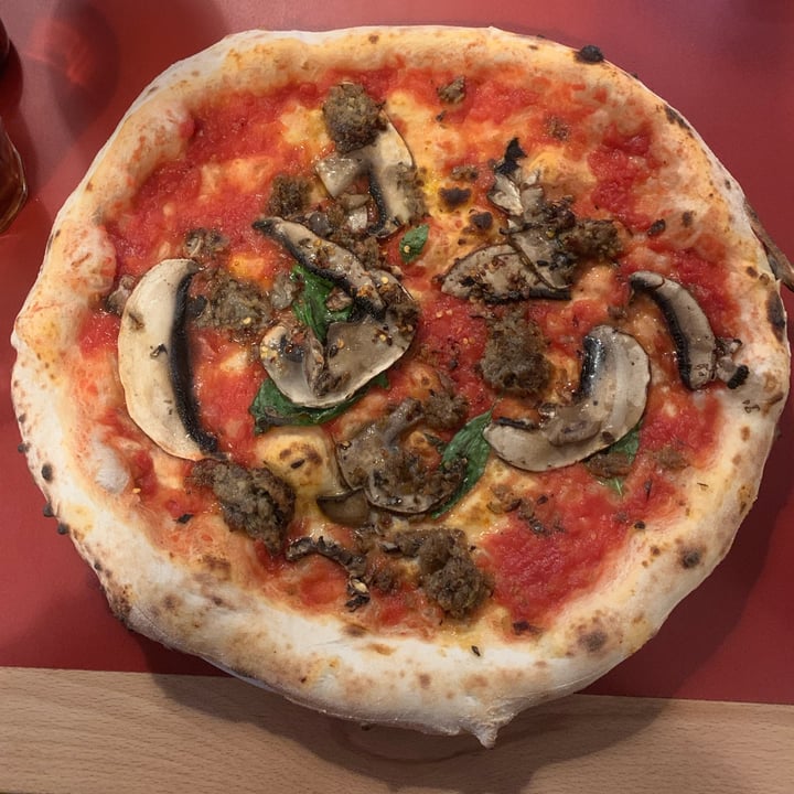 photo of Rudy's Neapolitan Pizza - Birmingham Salsiccia Vegana shared by @beckyallott on  01 Jun 2023 - review