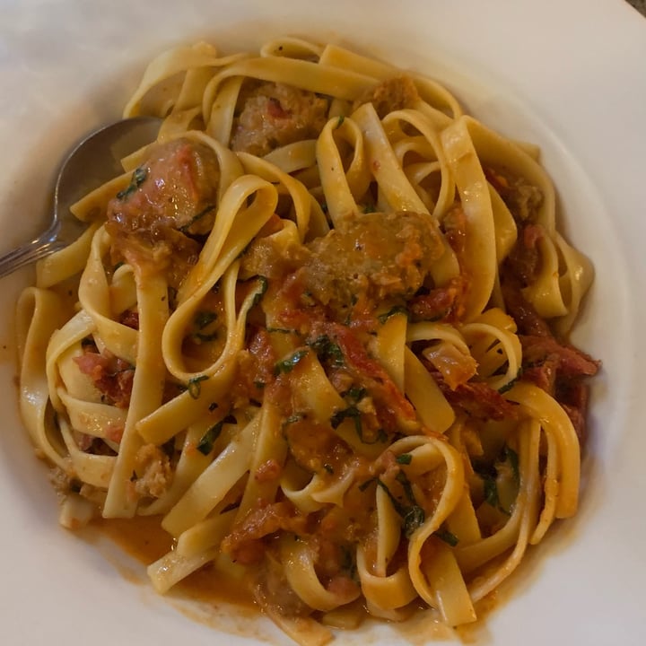 photo of Pagliacci's frank is vegan with fettuccine shared by @annasanguinetti on  19 Feb 2023 - review